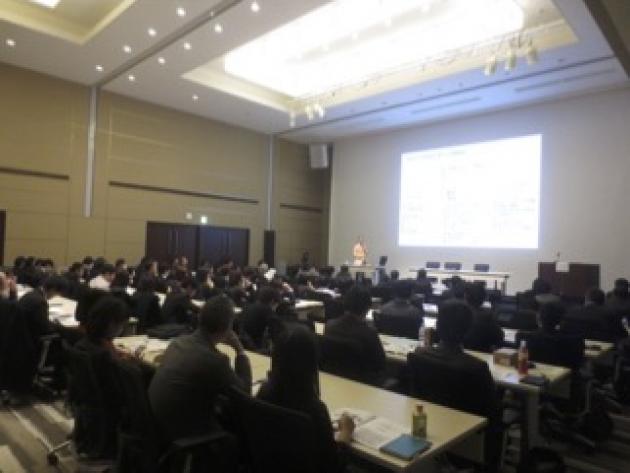 企業の管理職研修の会場